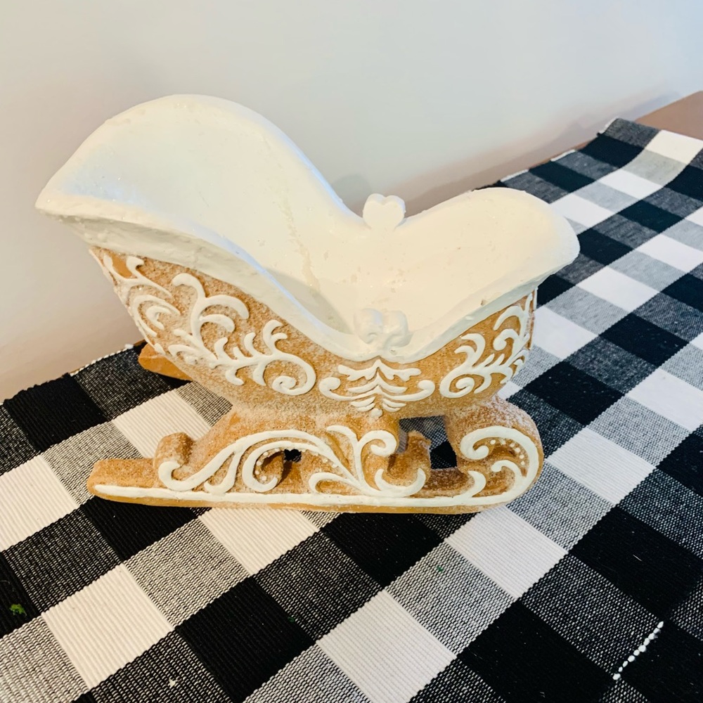 VHTF Gingerbread Sleigh Centerpiece - Picture 3 of 11